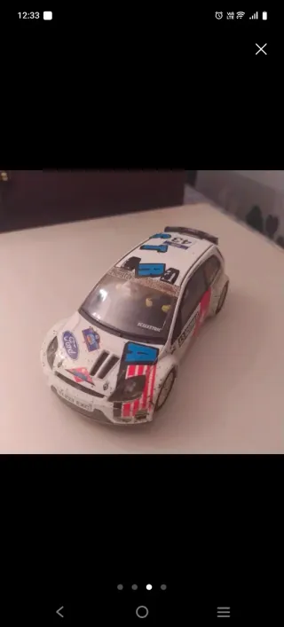 Coche Scalextric Ford Fiesta