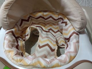 Andador bebé con juguetes