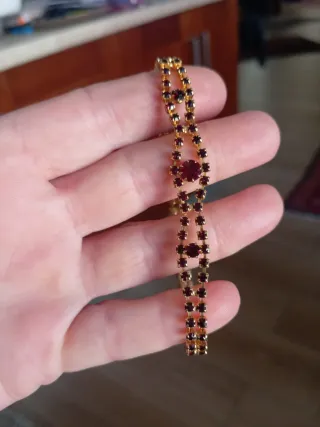 Set bigiotteria vintage oro e rosso