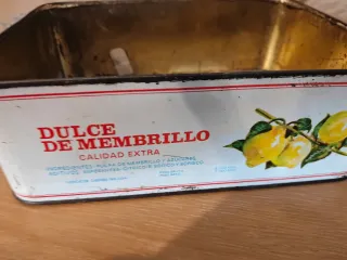 Caja Metálica Vintage Membrillo Milagrosa