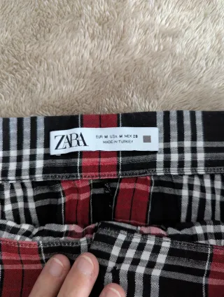 Falda Zara Plisada Escocesa