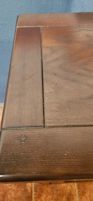 Mueble rústico de madera para comedor