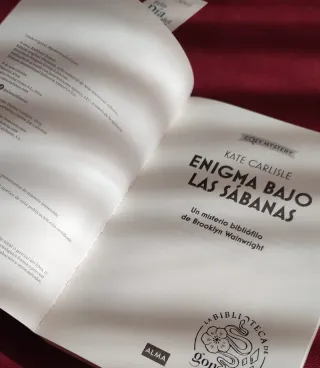 Enigma bajo las sábanas | Kate Carlisle