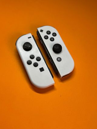 Nintendo Switch OLED + extras