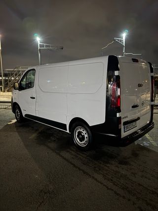 Nissan NV300 2018