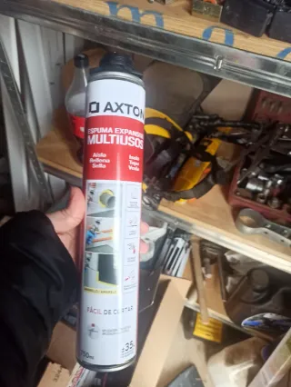 Espuma Expansiva Axton Multiusos 750ml