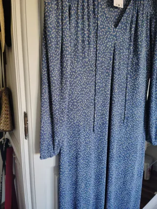 Vestido largo Mango azul lunares talla L