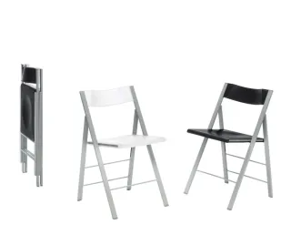 Sillas plegables 2 blancas y 2 negras buen estado