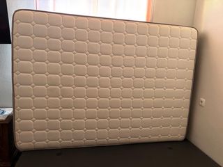 Base Cama + Colchón Semi-Ortopédico 1.35