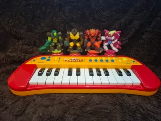 Lote 5 Juguetes Bebé: Coche, Gusano, Teclado