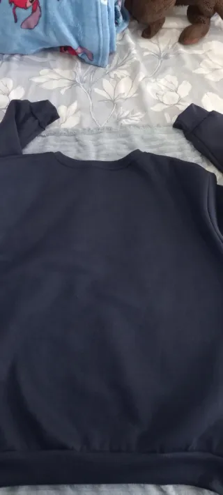 Sudadera azul marino