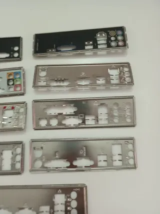 Mascherine per schede madri desktop Lotto varie