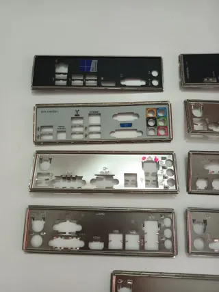 Mascherine per schede madri desktop Lotto varie