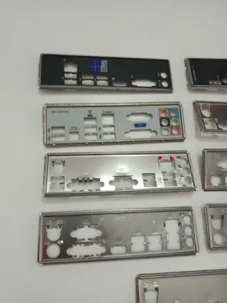 Mascherine per schede madri desktop Lotto varie