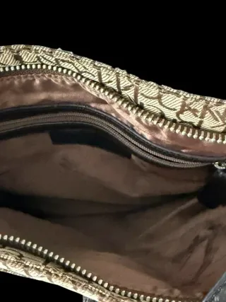 Calvin Klein Bandolera Logo Monogram Camel B00070