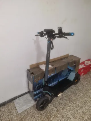 Patinete Cecotec Power City 1300W