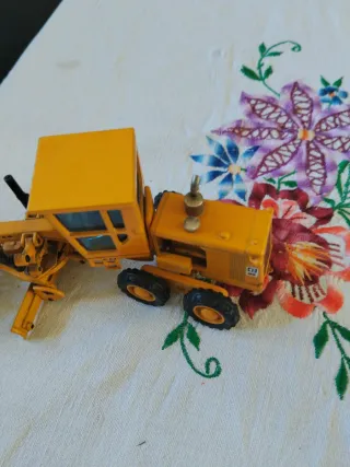 Motoniveladora Caterpillar 12G