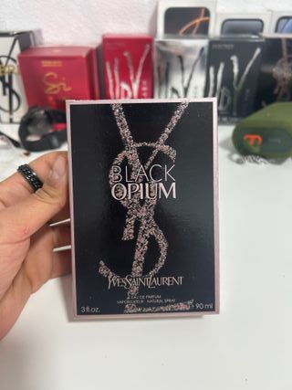 Yves Saint Laurent Black Opium 90ml
