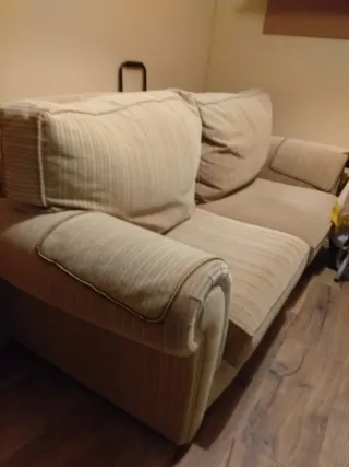 Sofá de 2 plazas de pana