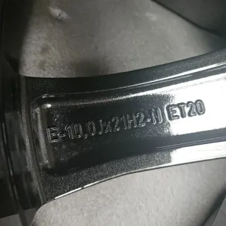 Llantas Audi Q8 SQ8 21” Originales