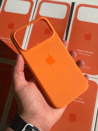 Funda iPhone 17 Pro Max Silicone Case Apple Magsaf