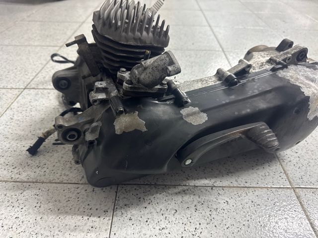 Motor Peugeot Speedfight 2 49cc