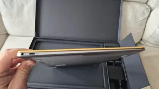 Portátil Asus Zenbook Deluxe 3 UX490