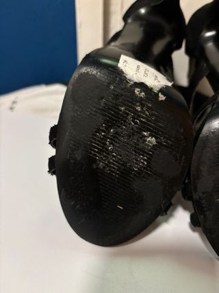 Mudanza! Sandalias Guess Tacón Aguja Negras