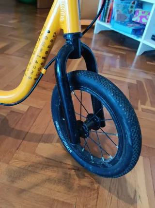 Bici sin pedales infantil amarilla
