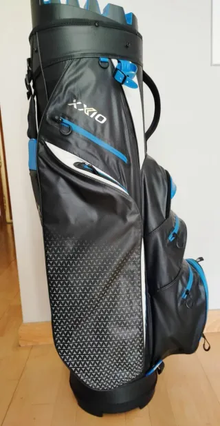 Bolsa de Golf XXIO Negra y Azul