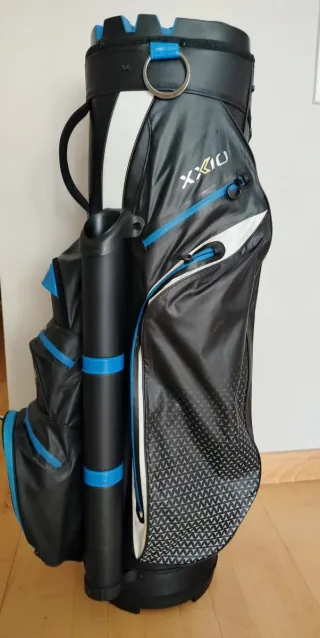 Bolsa de Golf XXIO Negra y Azul