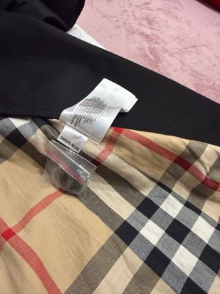 Gabardina Burberry Clásica Negra