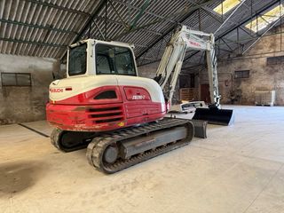 Retroexcavadora Takeuchi TB290-2