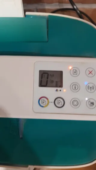 Impresora HP DeskJet 3735