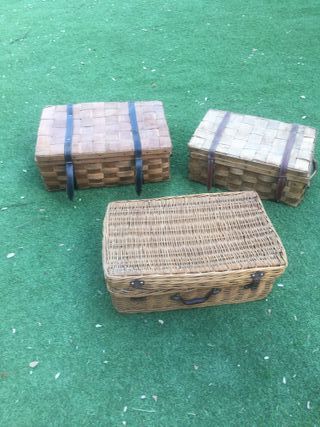 Ceste o cestini di vimini antichi