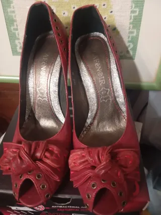 Scarpe donna CafèNoir rosse Tg 36