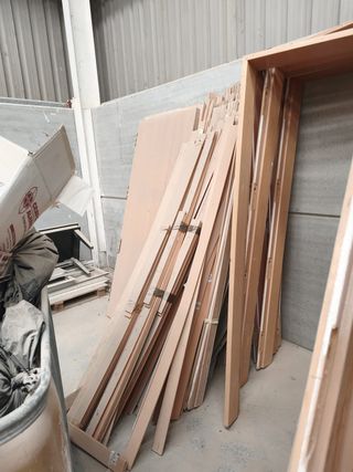 Puerta exterior estilo madera