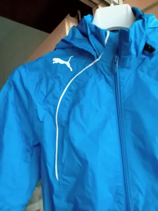 Casaco Puma azul com capuz