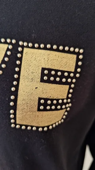 Sudadera Michael Kors Negra con Corazón