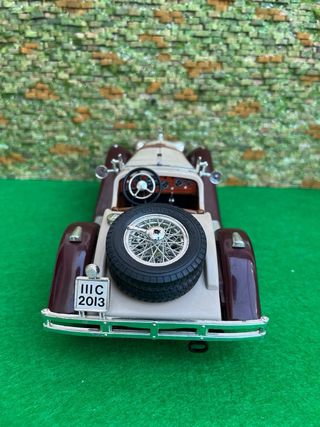 Mercedes-Benz SSK – Escala 1:18 – Bburago