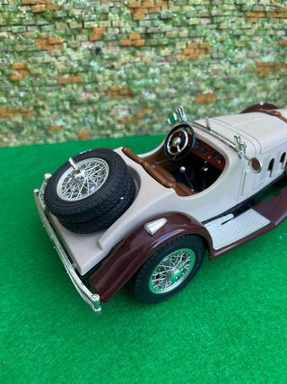Mercedes-Benz SSK – Escala 1:18 – Bburago