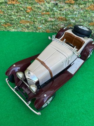 Mercedes-Benz SSK – Escala 1:18 – Bburago
