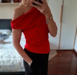 Maglietta Zara rossa monospalla