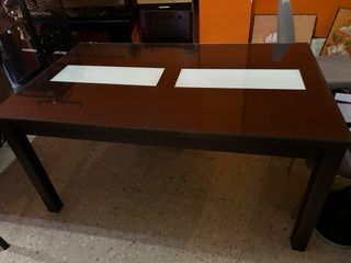 Mesa extensible hasta 2 metros, madera y cristal