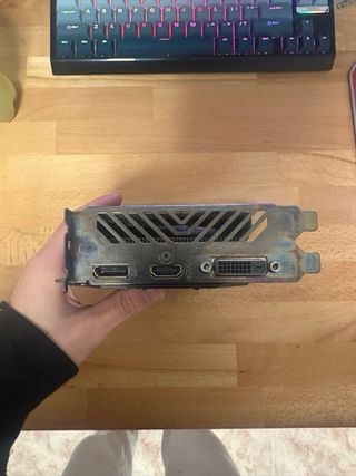 Tarjeta Gráfica Gigabyte GTX 1650 SUPER Windforce