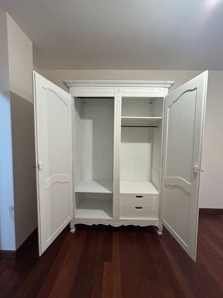 Armario clásico blanco madera