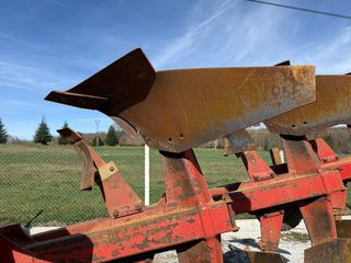 Arado Naud 4 cuerpos