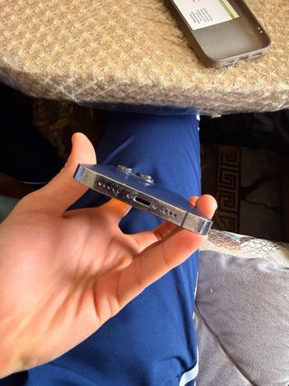 iPhone 14 Pro Morado