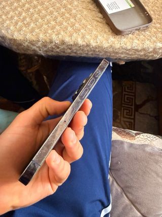 iPhone 14 Pro Morado