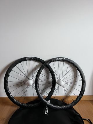 Juego Ruedas Zipp 353 Carbono